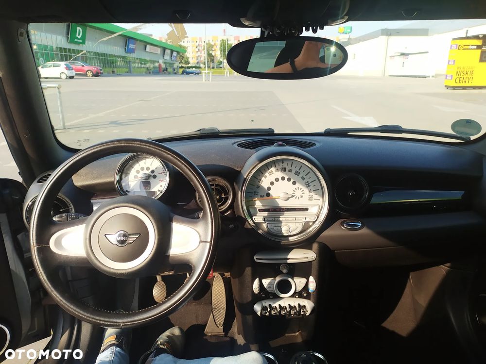 MINI ONE Standard - 8