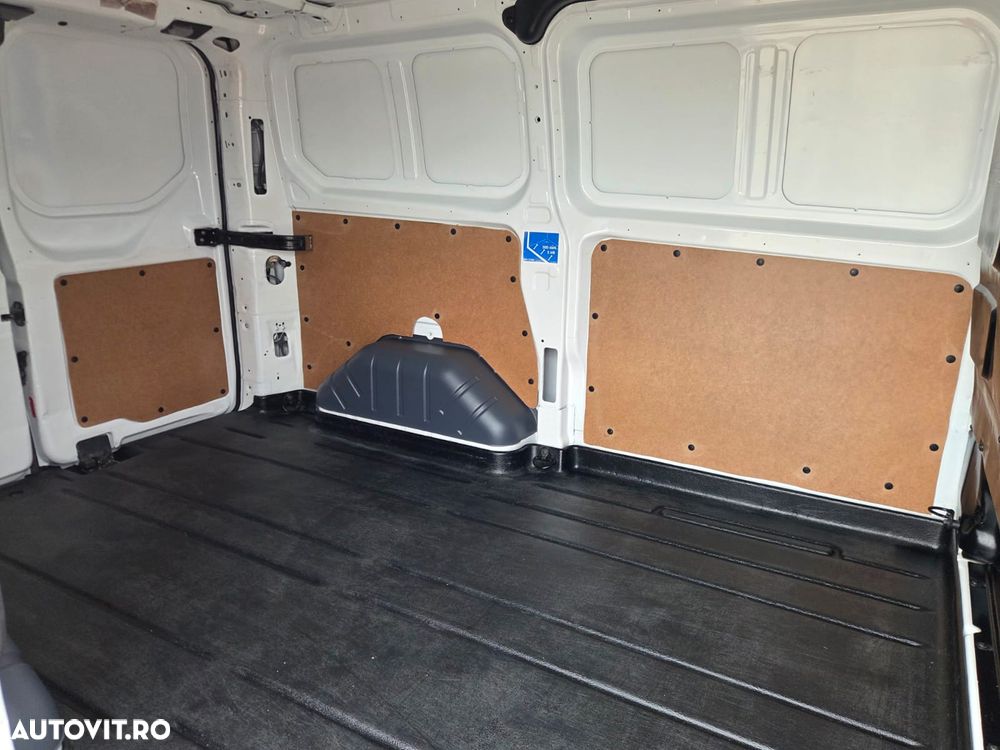 Ford New Transit Custom L1H1 - 16