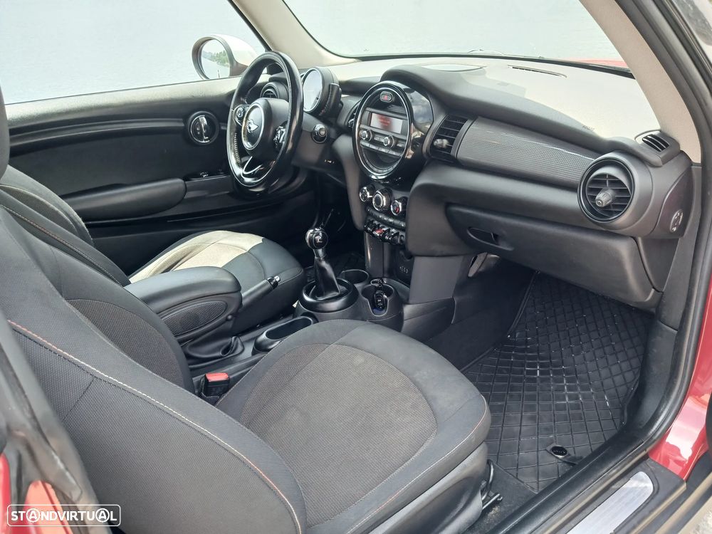 MINI 3 Portas Cooper D - 21