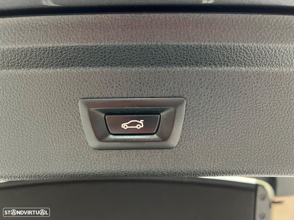 BMW 320 Gran Turismo d Line Luxury - 31