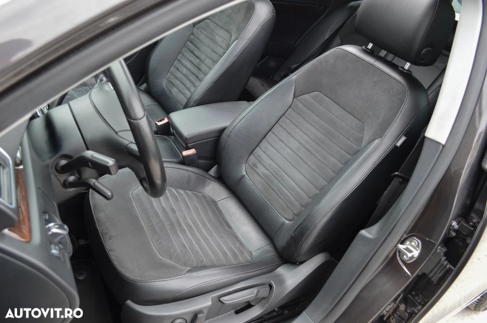 Volkswagen Passat 2.0 TDI DPF 4Motion Highline - 16