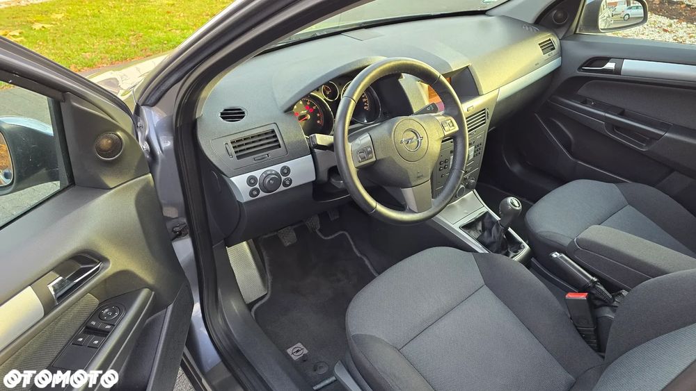 Opel Astra - 9