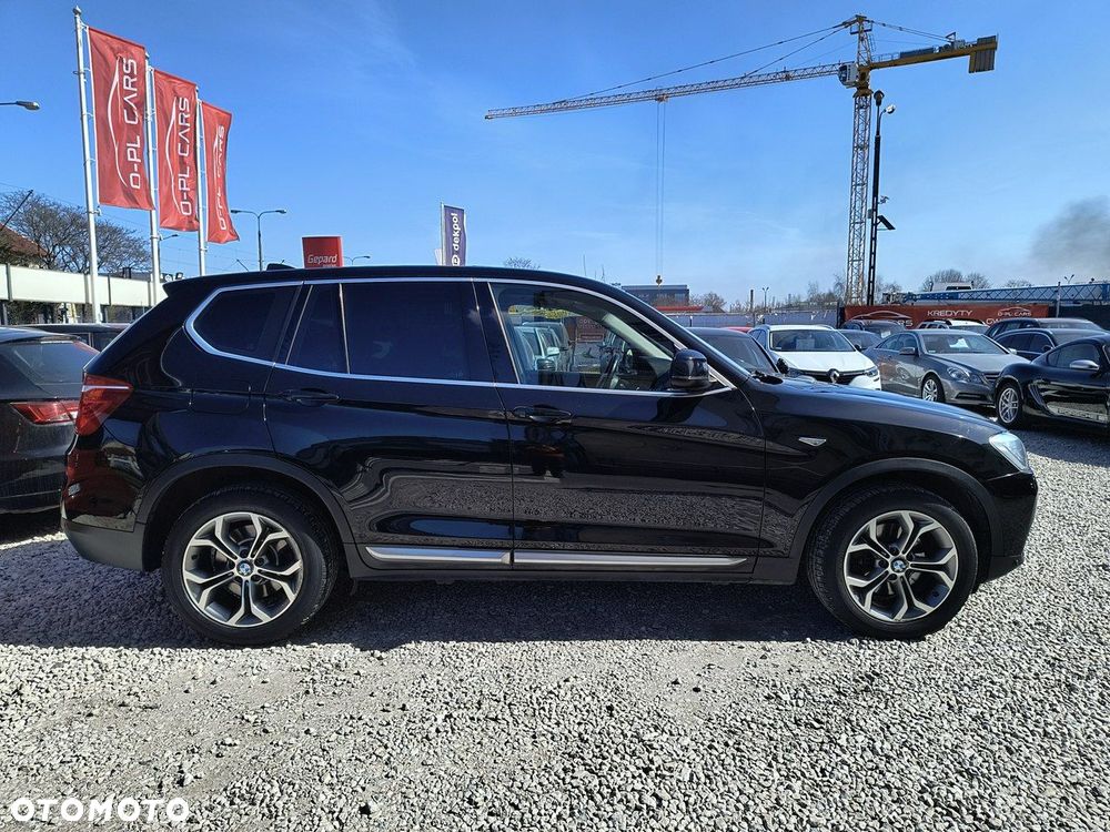 BMW X3 sDrive18d Luxury Line - 29