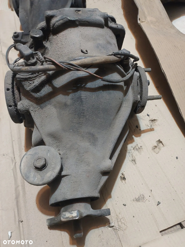 Mercedes 124 dyfer tylny most 3.46