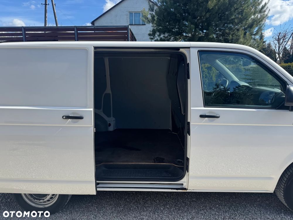 Volkswagen VW Transporter T5 LIFT**2.0 TDI Common Rail**Klimatyzacja**Sprowadzony - 7