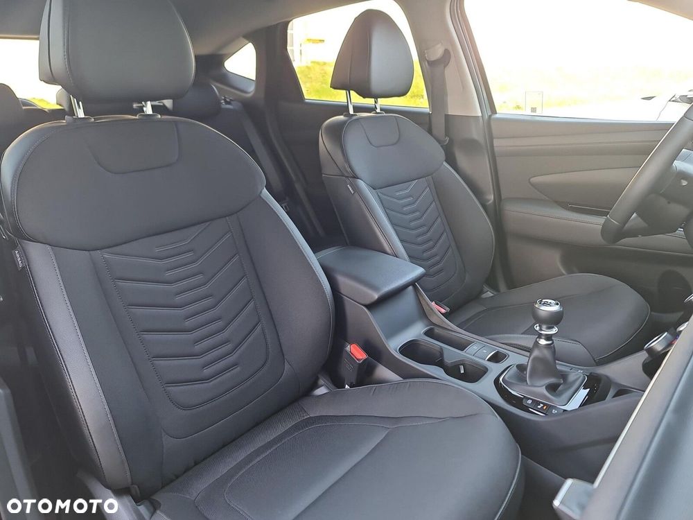 Hyundai Tucson 1.6 T-GDi Executive 2WD - 29