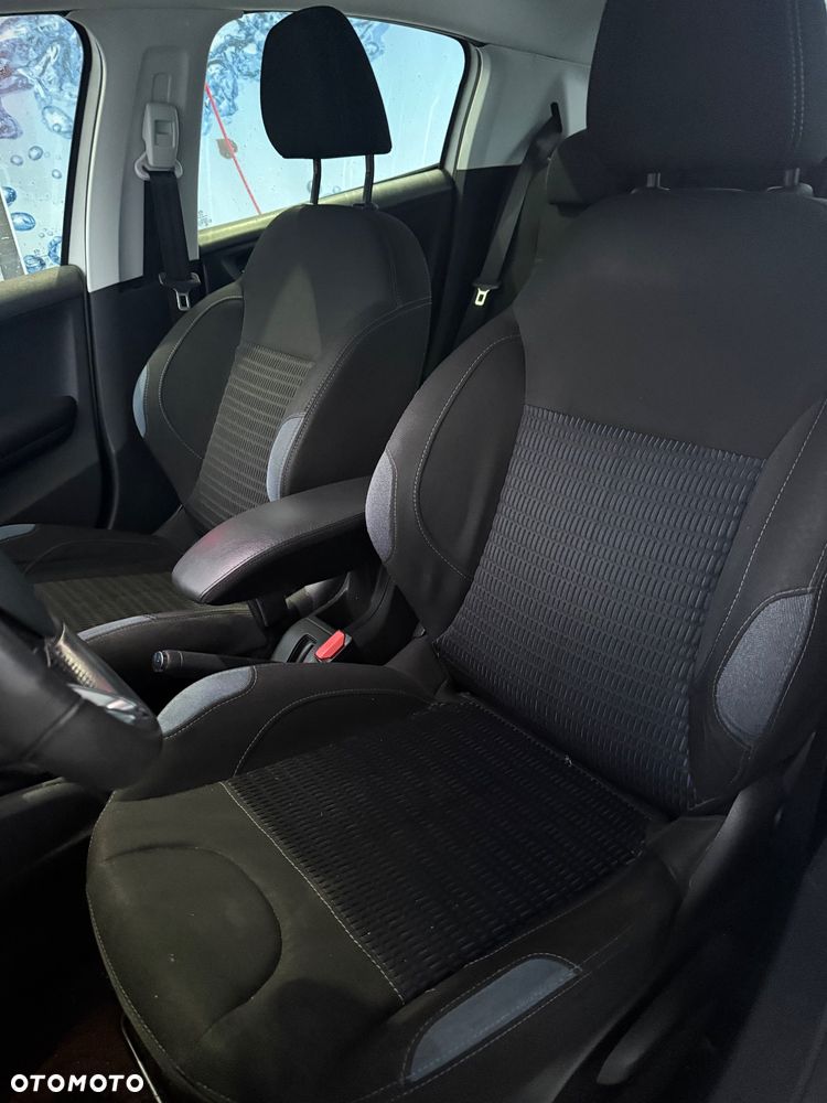 Peugeot 208 1.4 HDi Active Pack - 12