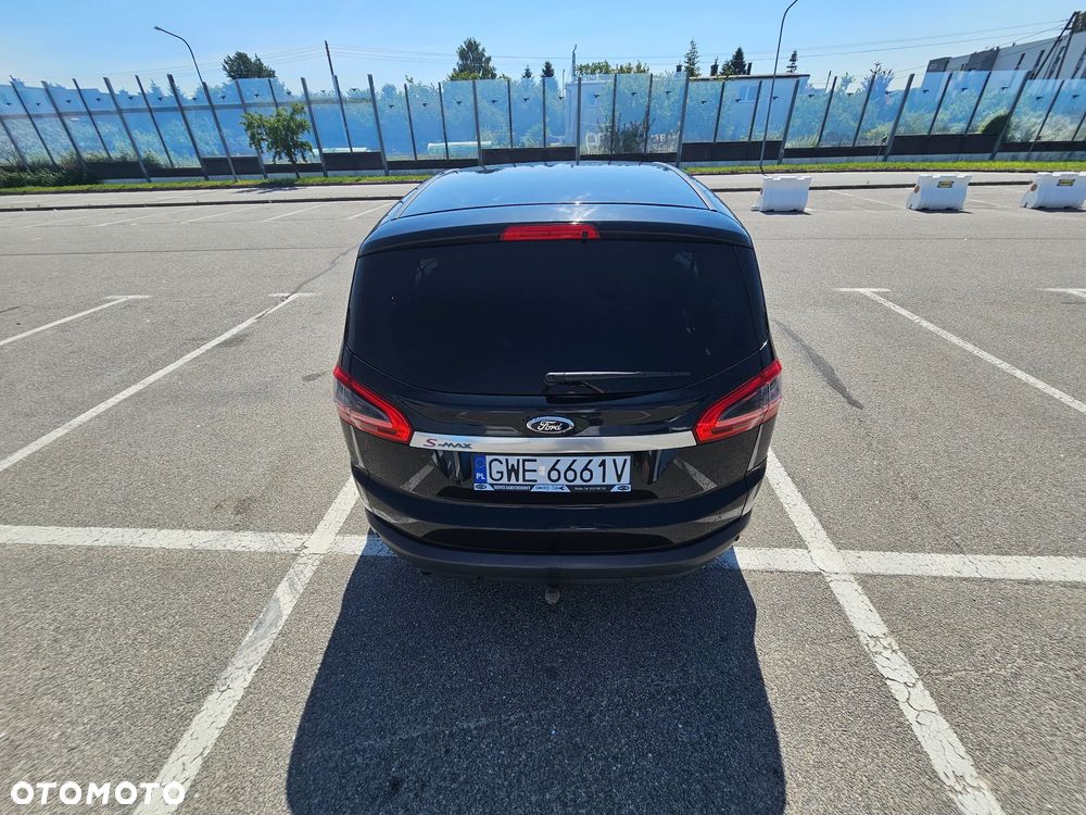 Ford S-Max 2.0 TDCi DPF Titanium - 11