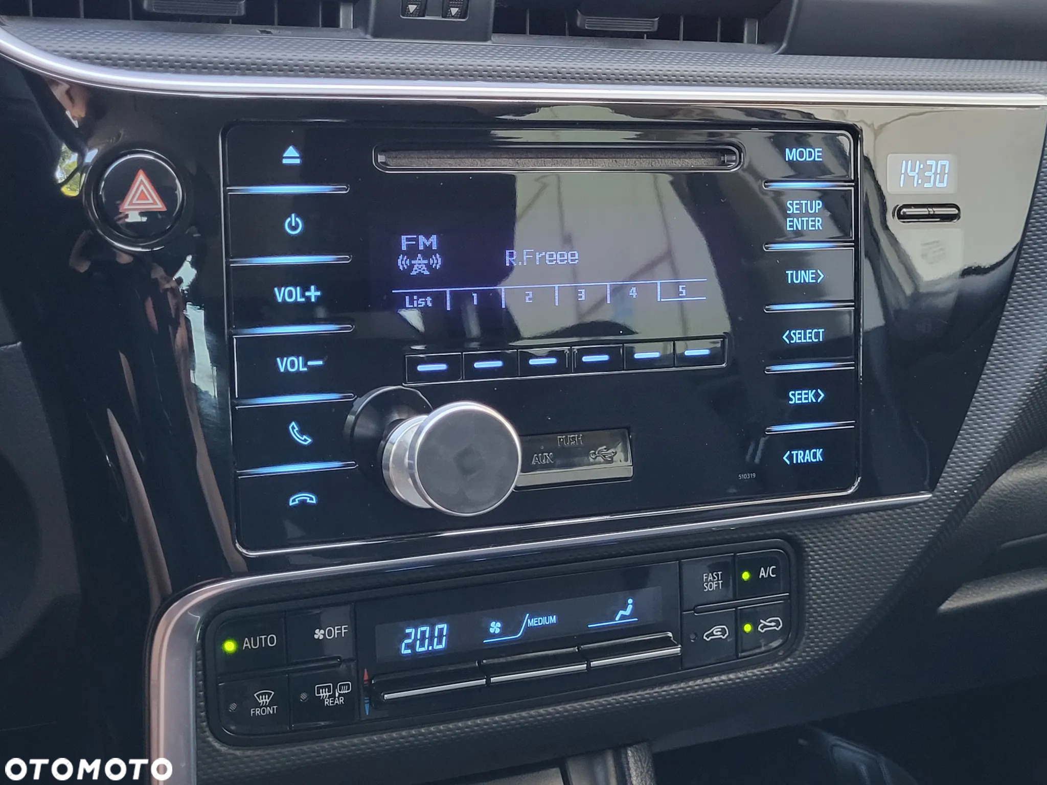 Toyota Auris - 12