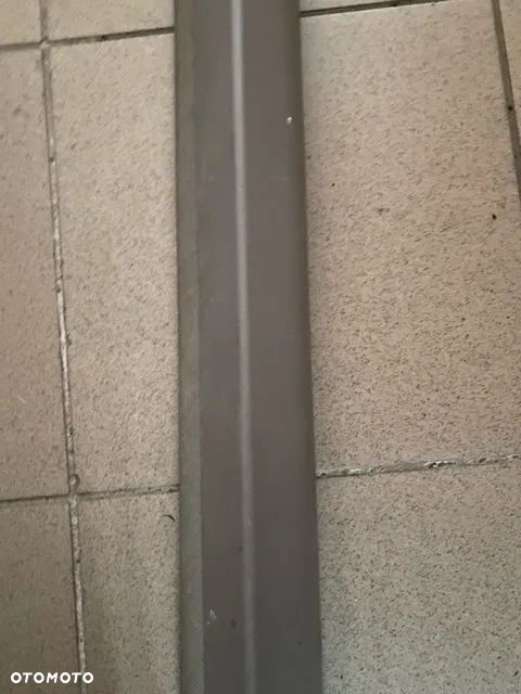 ROLETA BAGAŻNIKA CHRYSLER VOYAGER IV - 3