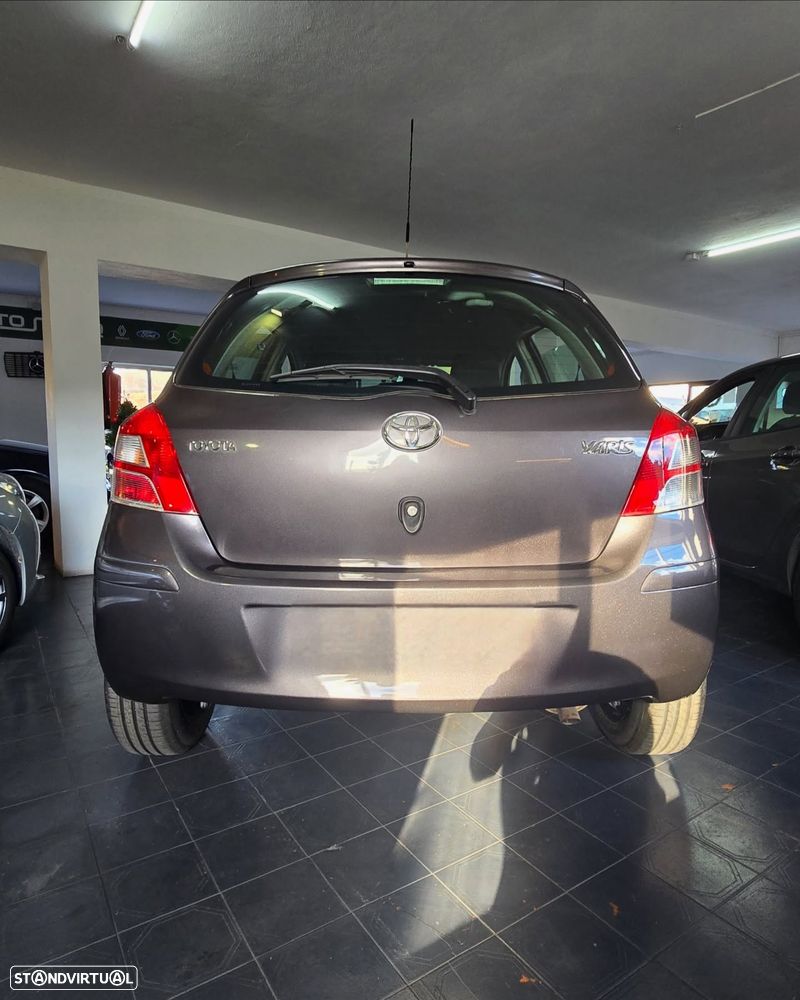 Toyota Yaris 1.4 D-4D AC - 5