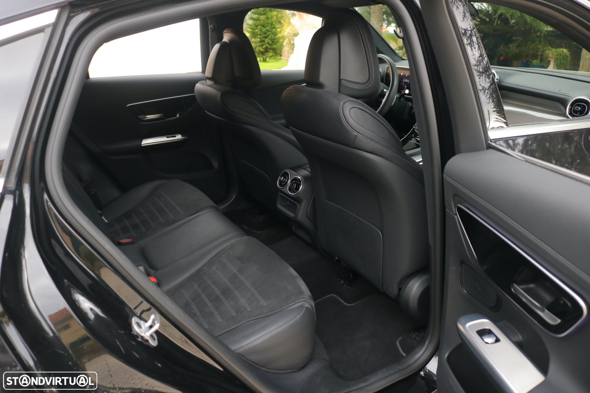 Mercedes-Benz GLC 300 Coupe de 4Matic - 11