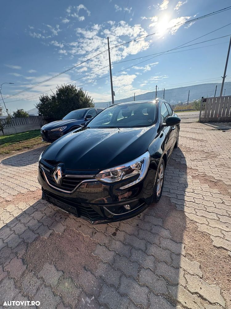 Renault Megane Grandtour ENERGY TCe 130 INTENS - 1