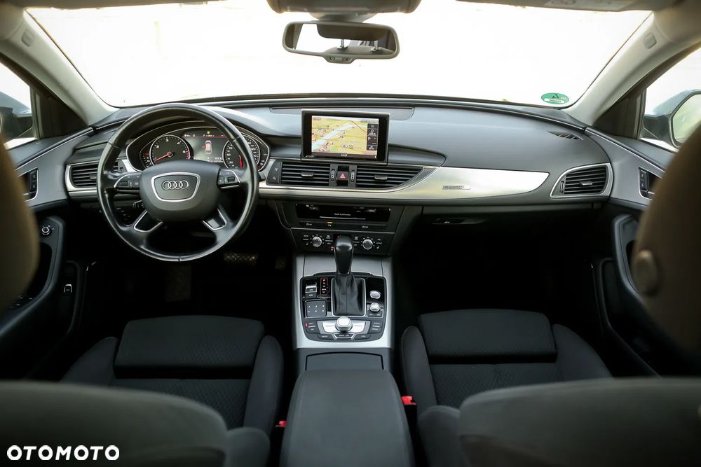 Audi A6 Avant 2.0 TDI quattro S tronic - 25