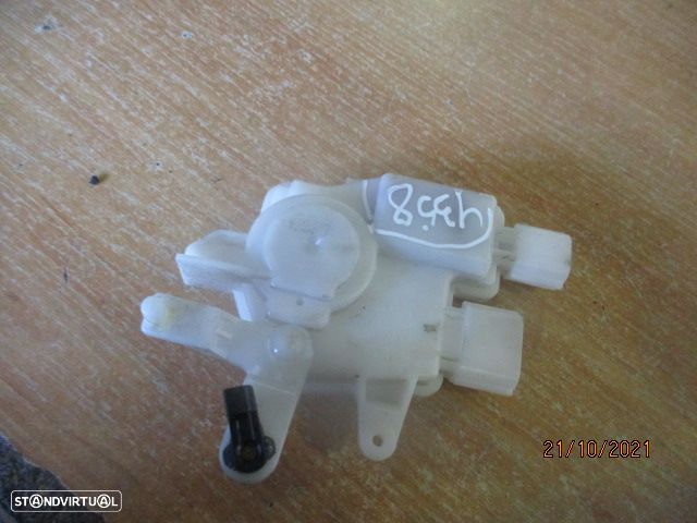 Fecho FEC4358 MAZDA 5 2006 TE 2 PINOS - 2