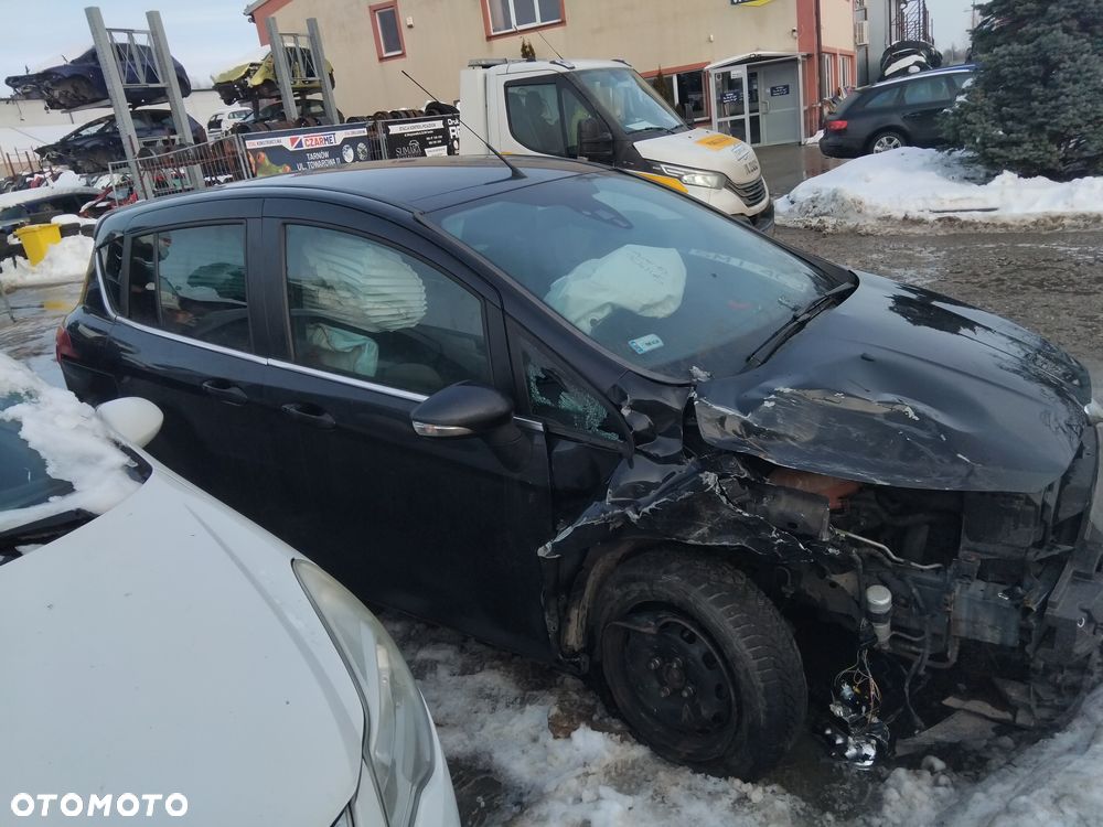 Ford B-MAX  z silnikiem 1,0 Ecoboost I i skrzynią manualną kod lakieru KC - 4