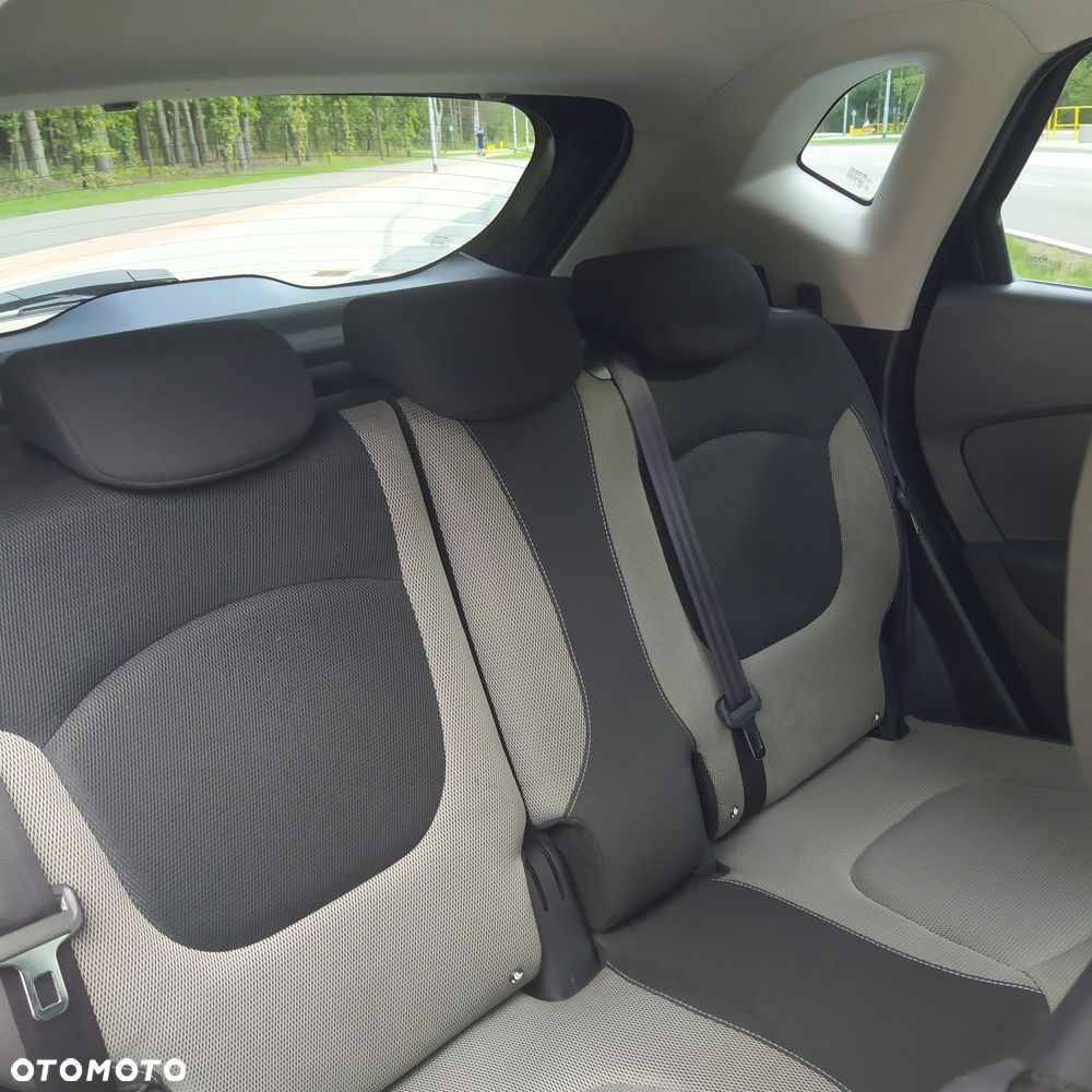 Renault Captur - 4