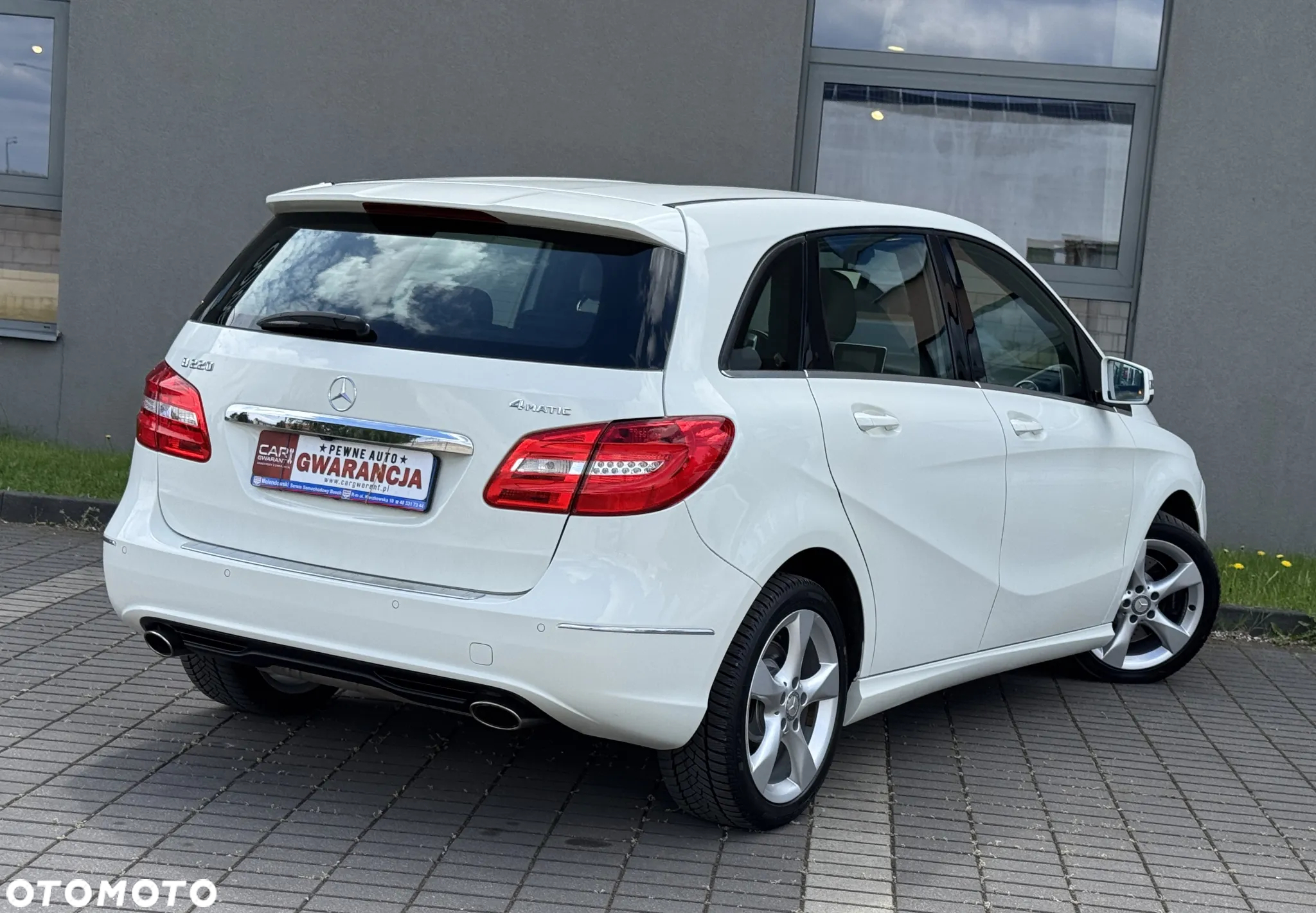 Mercedes-Benz Klasa B 220 4Matic 7G-DCT - 11