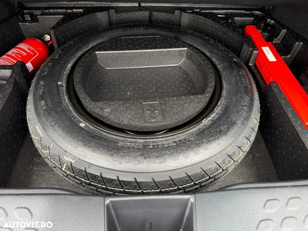 Toyota C-HR 1.8 HSD 122 CP 4x2 CVT Core - 13