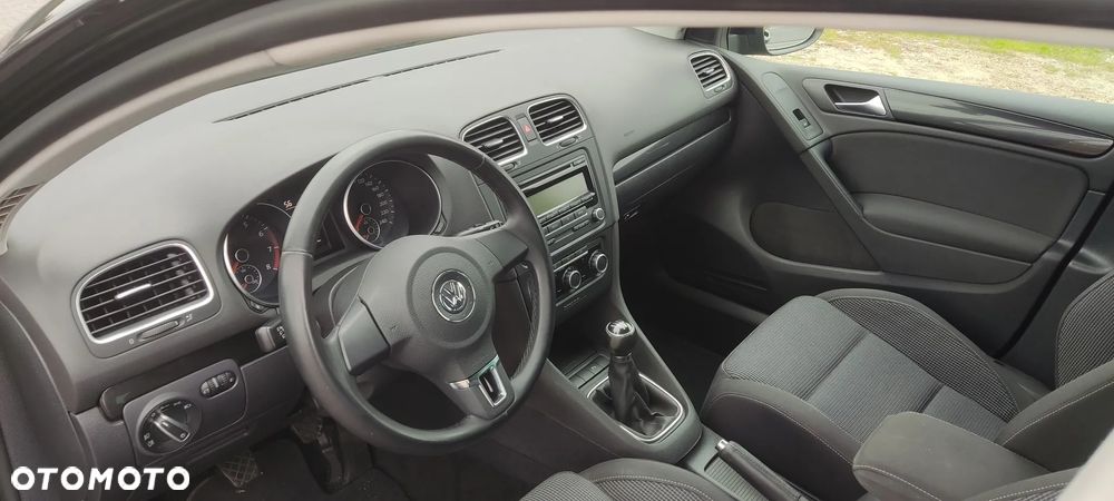 Volkswagen Golf 1.6 Comfortline - 9