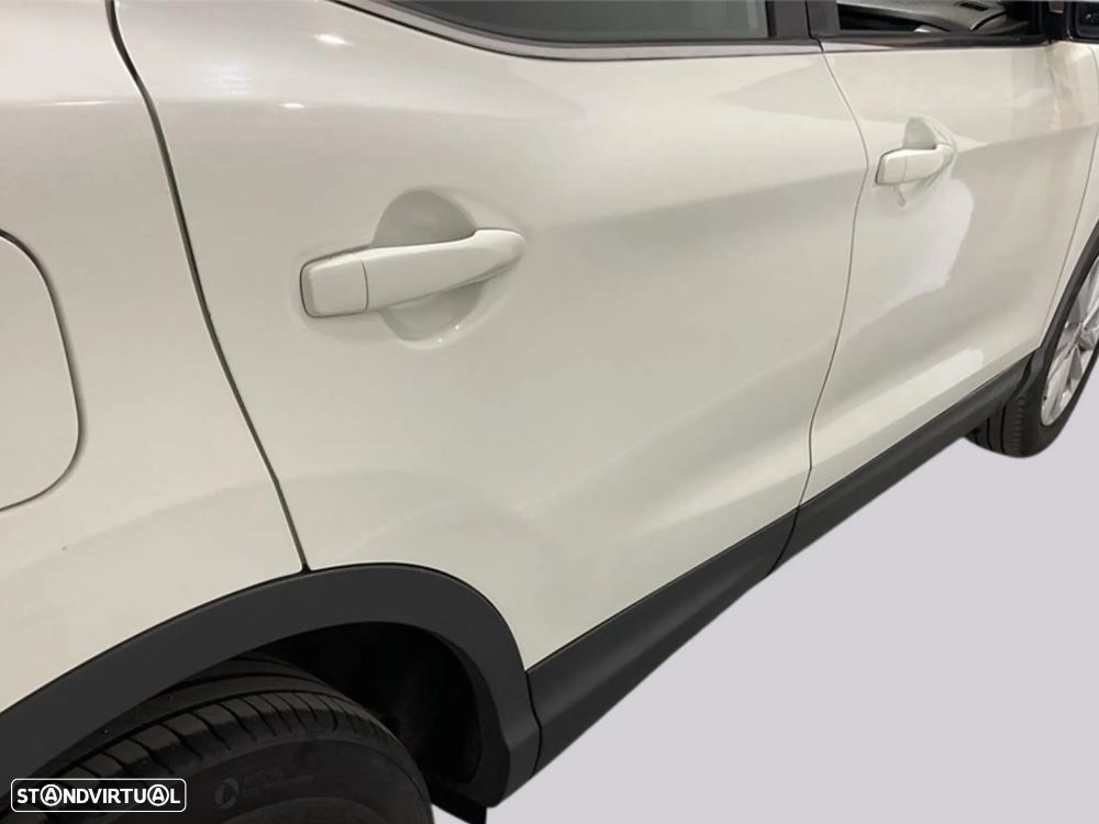 Nissan Qashqai 1.6 dCi Visia 4x4i - 14