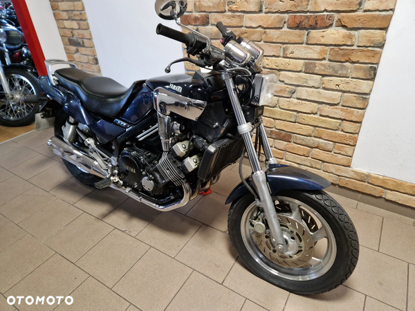 Yamaha FZX