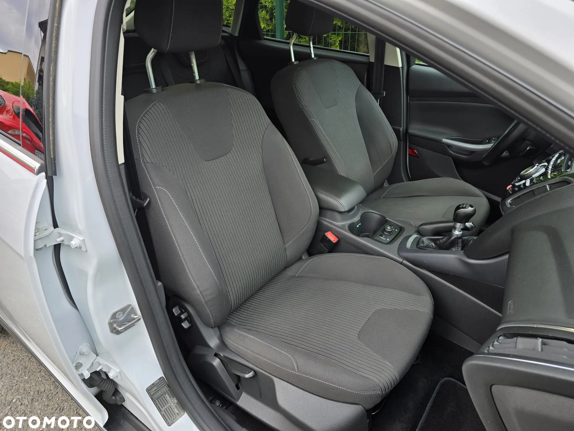 Ford Focus 1.0 EcoBoost Titanium - 34