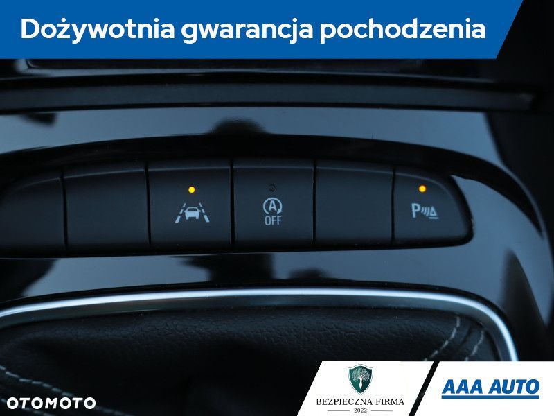 Opel Insignia - 21