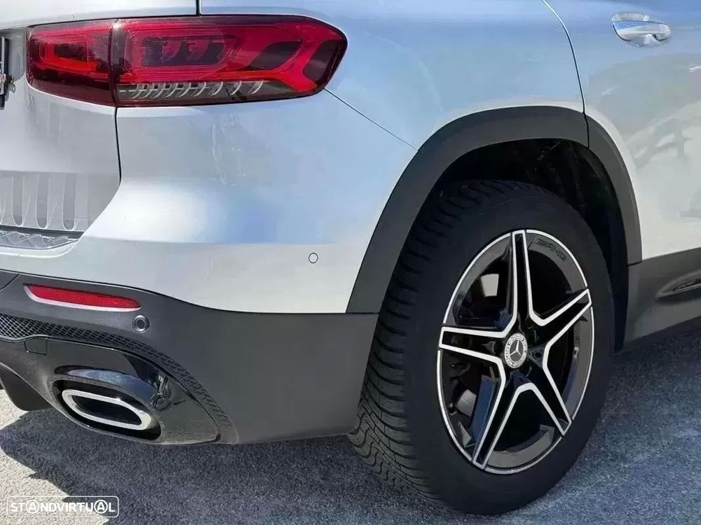 Mercedes-Benz GLB 200 d AMG Line - 13