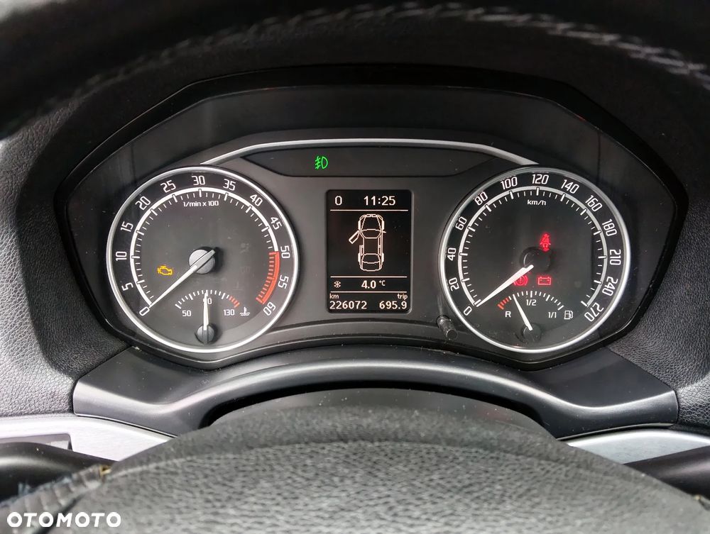 Skoda Octavia 2.0 TDI RS - 17