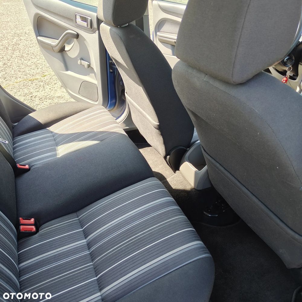 Ford Focus - 12