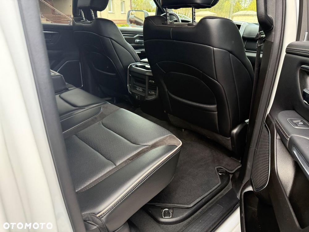 RAM 1500 5.7 Crew Cab Laramie - 13