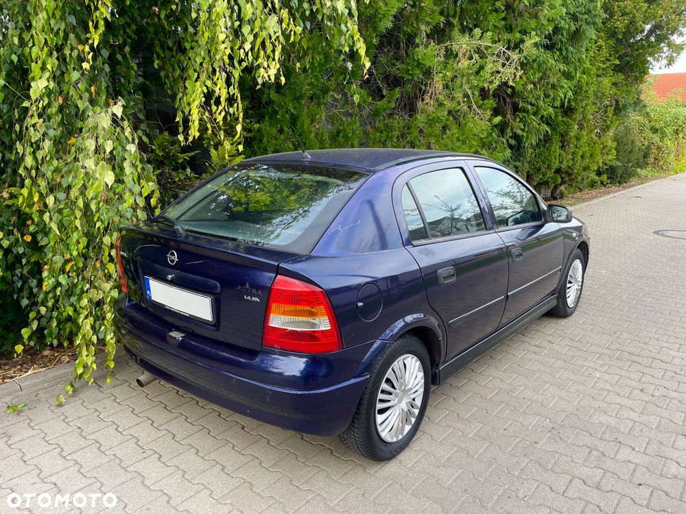 Opel Astra - 6