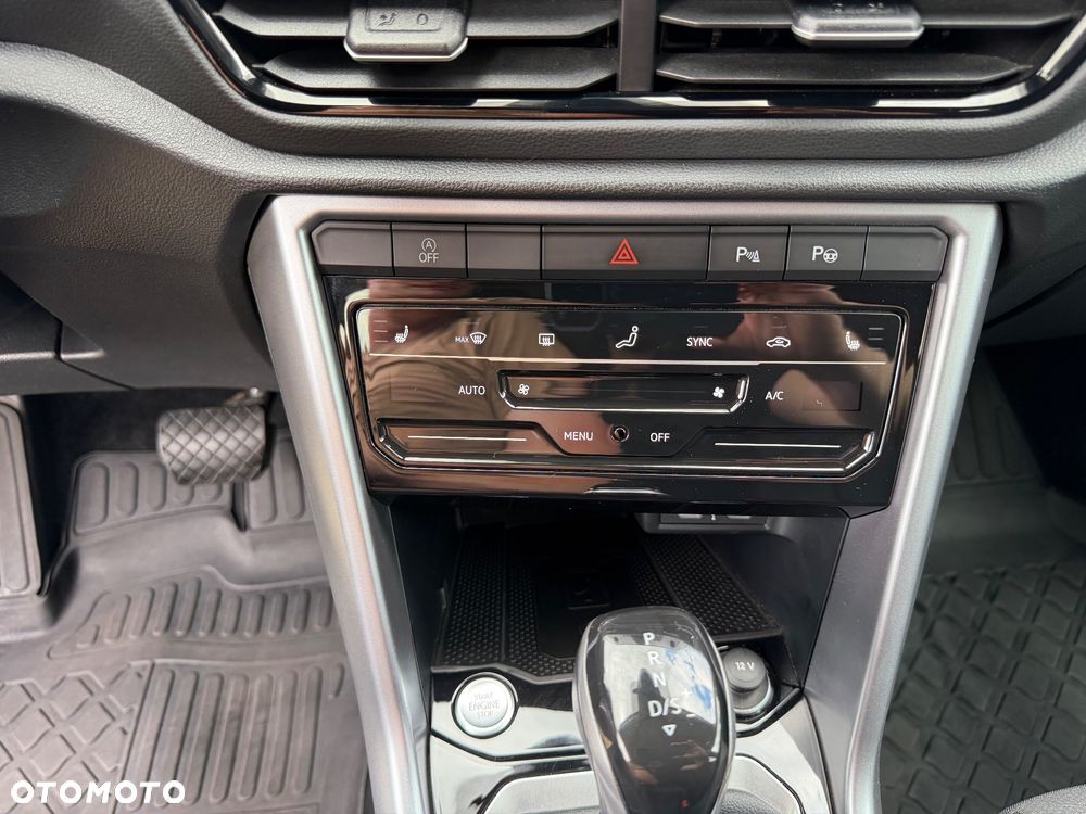 Volkswagen T-Roc 1.5 TSI Life Plus DSG - 19