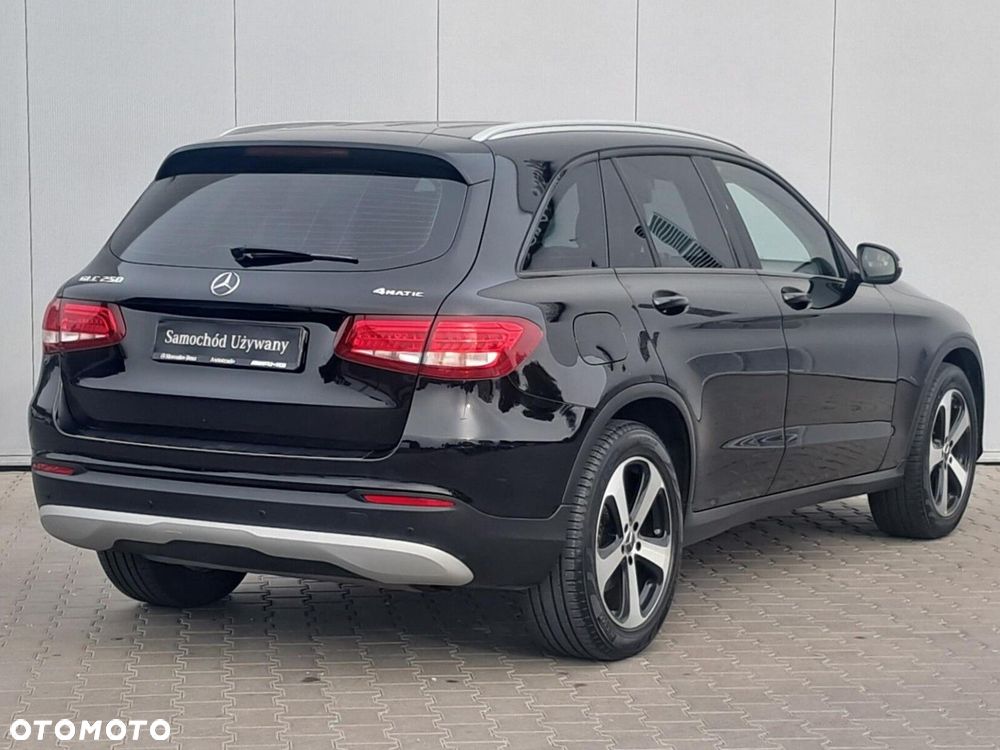 Mercedes-Benz GLC 250 4-Matic - 7
