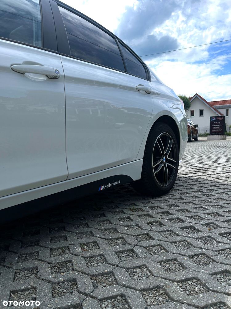 BMW Seria 3 - 10