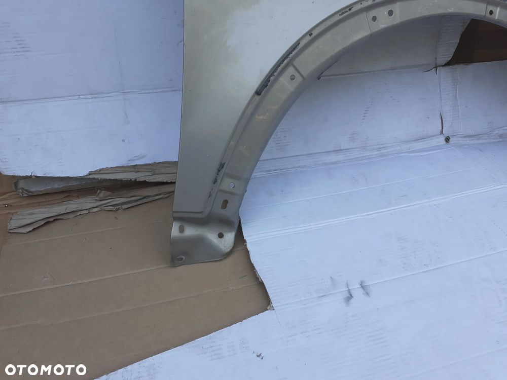 Volvo XC90 Błotnik Prawy Przedni02-14 rok. - 2