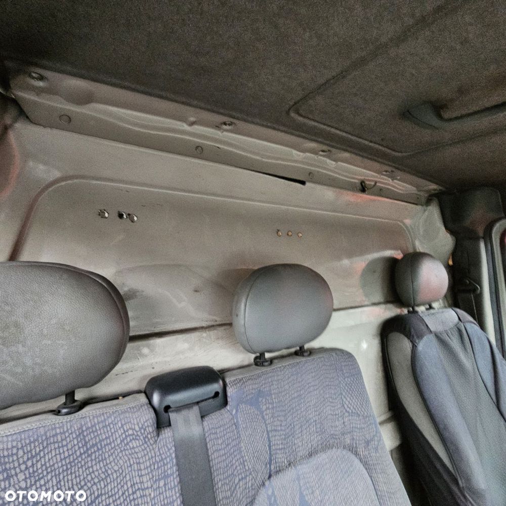 Renault Master II  (lak. 0389) pojazd na części: maska, zderzak, drzwi, szyby, lusterka, chłodnica - 35