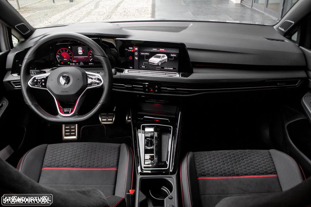 VW Golf 2.0 TSI GTI Clubsport DSG - 32