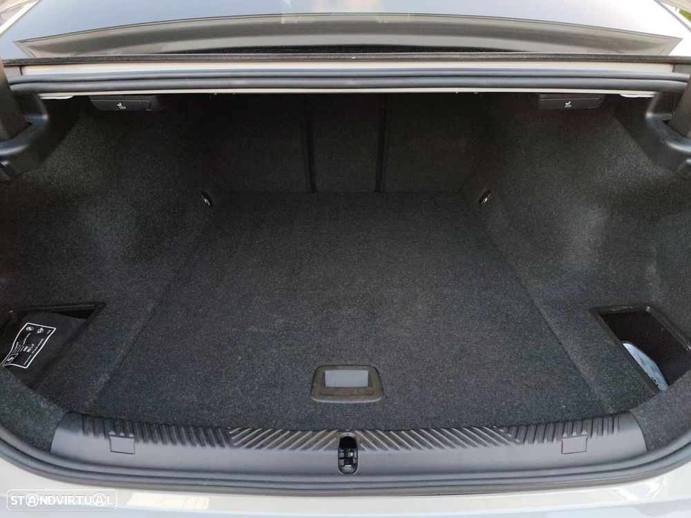 BMW i5 eDrive40 Pack Desportivo M Pro - 38