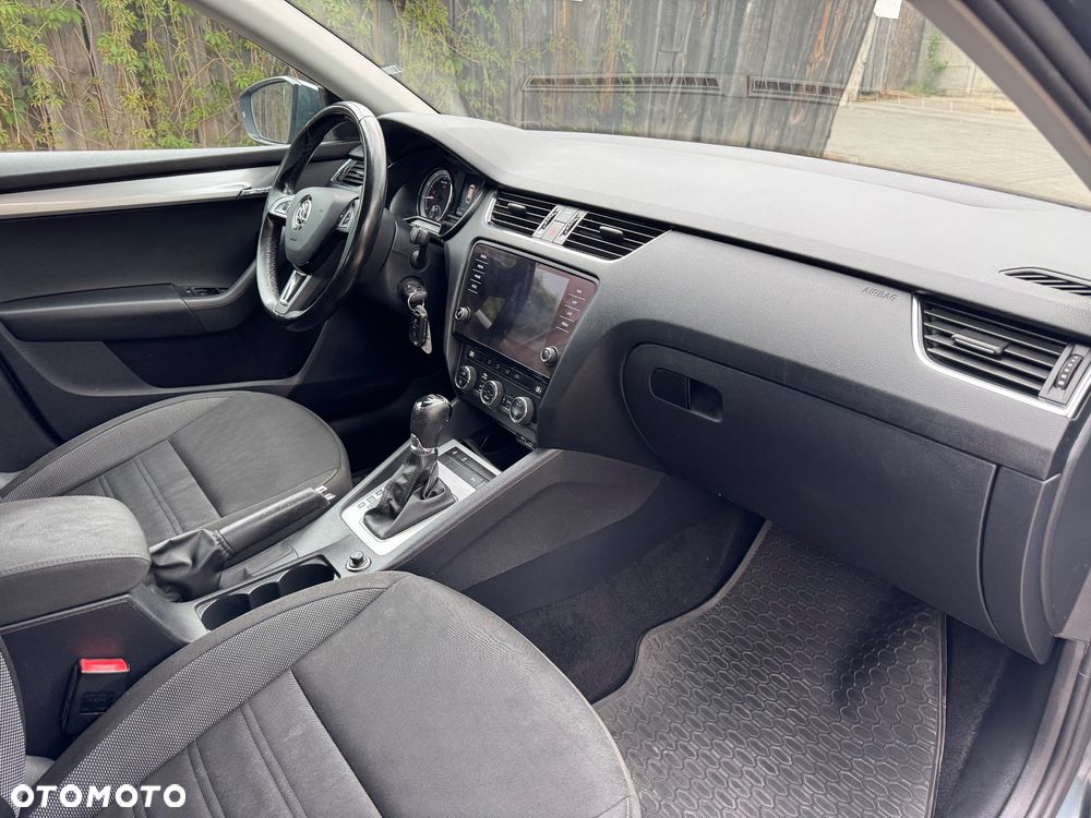 Skoda Octavia 1.0 TSI DSG Clever - 14