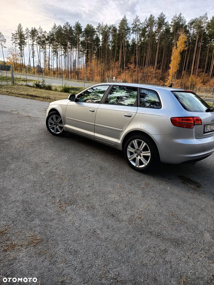 Audi A3 Sportback 2009 photo 4