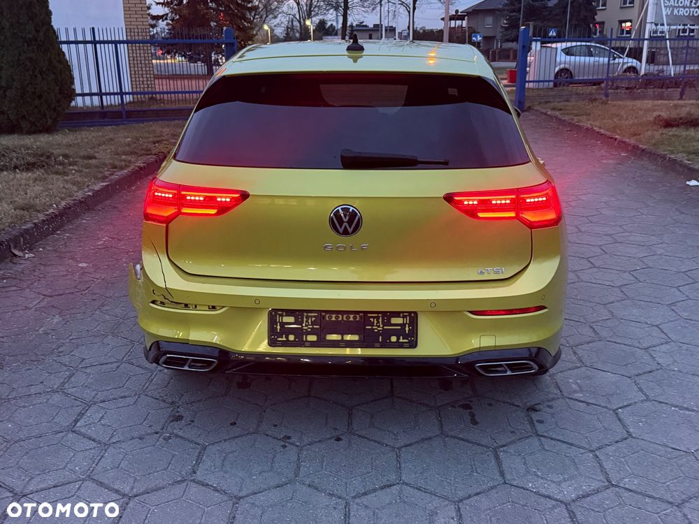 Volkswagen Golf 1.5 eTSI OPF DSG R-Line - 13