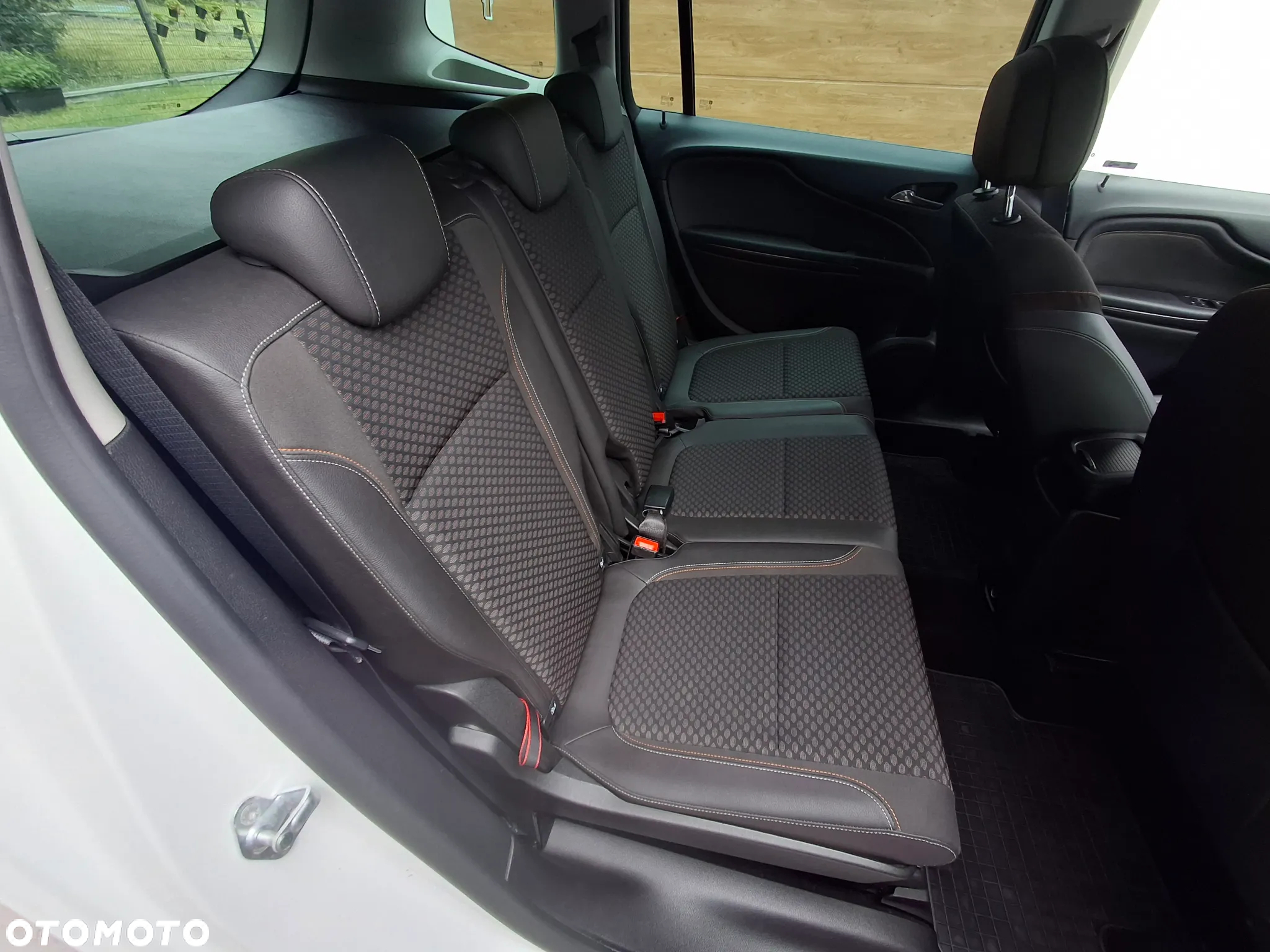 Opel Zafira Tourer 1.6 SIDI Turbo Innovation - 15