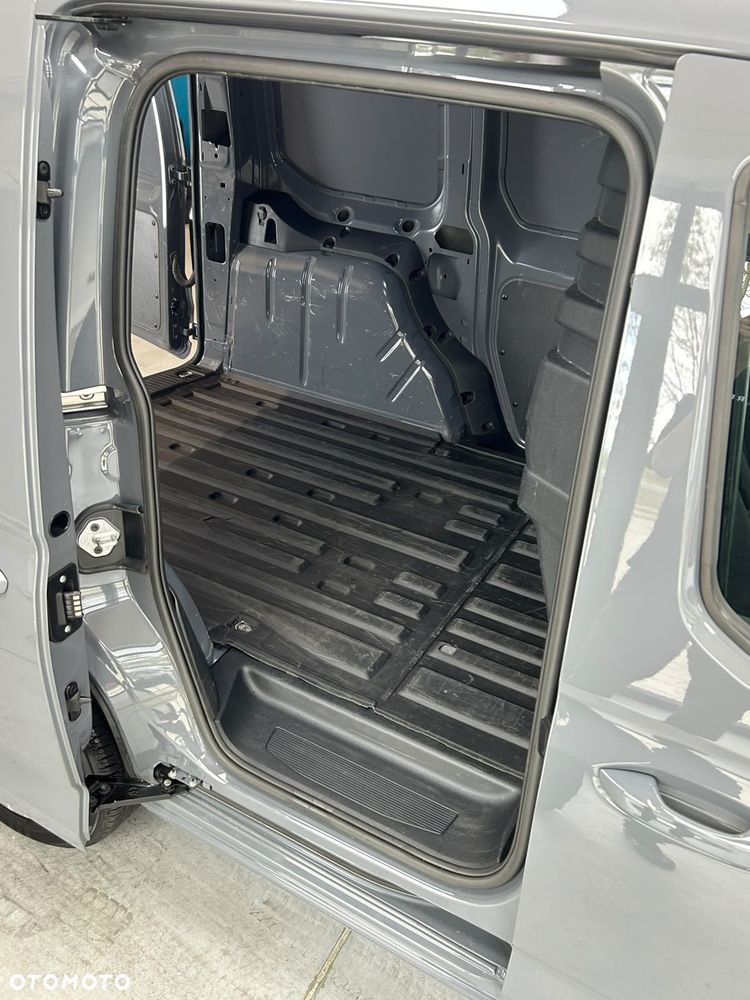 Volkswagen Caddy - 16