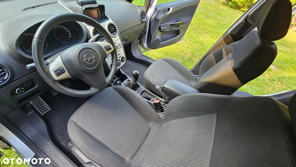 Opel Corsa - 15