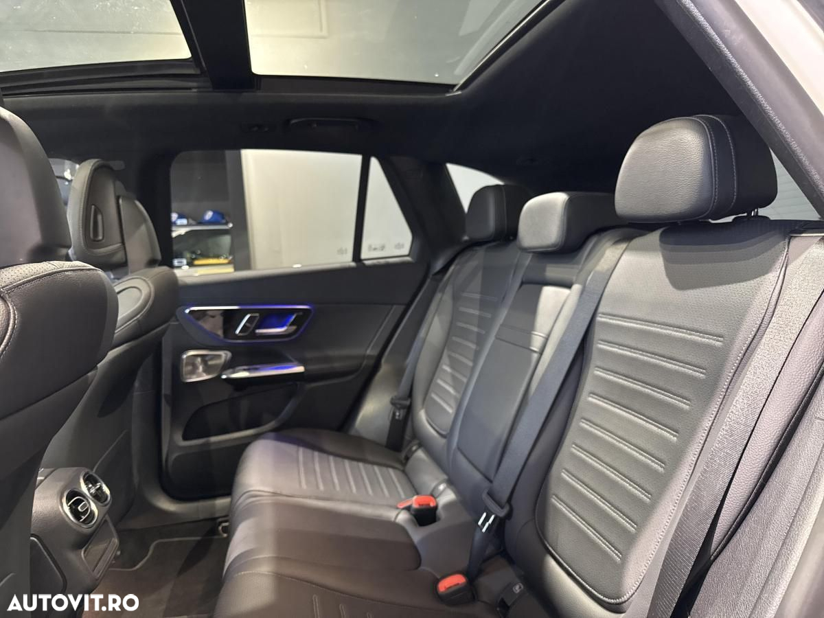 Mercedes-Benz GLC 300 e 4MATIC - 11