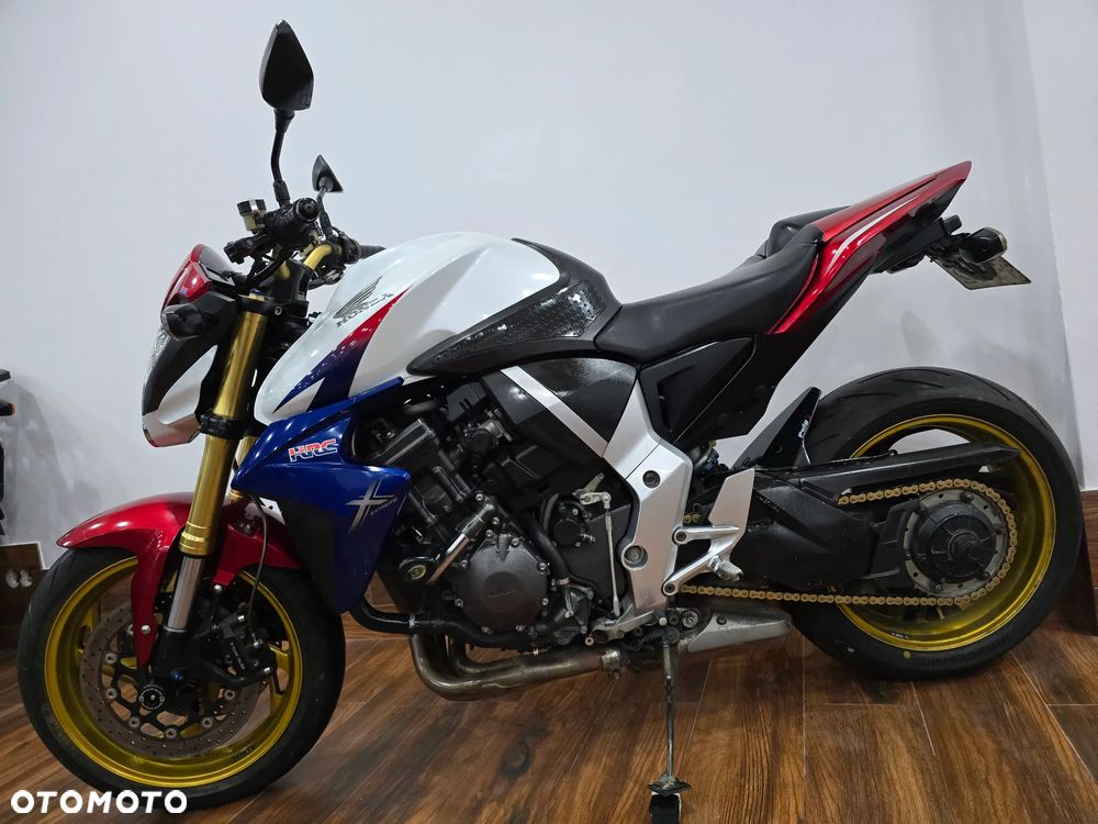 Honda CB - 2
