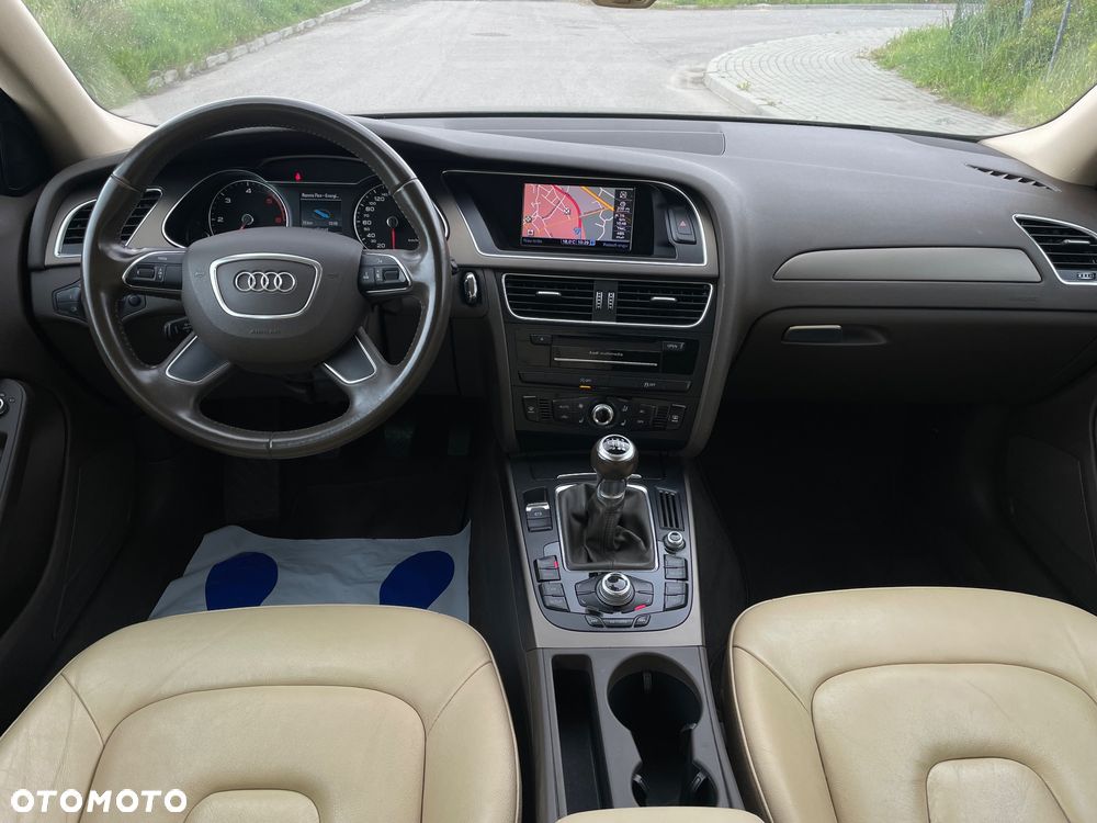 Audi A4 Avant - 11