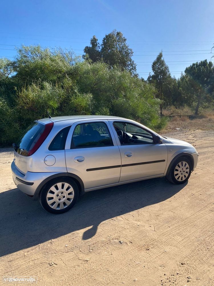 Opel Corsa 1.2 Twinport Cosmo - 5
